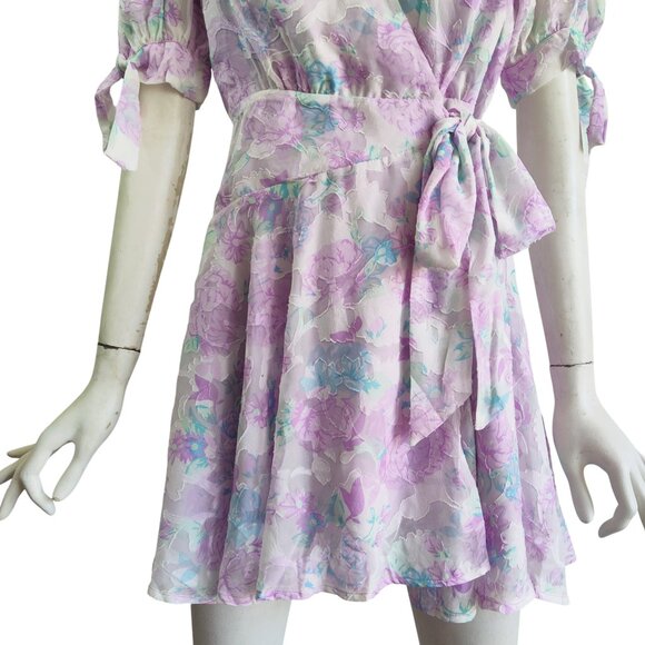 Skies Are Blue Cleo Coquette Puffy Tie Sleeve Floral Jacquard Wrap Dress M NWT - Picture 8 of 13